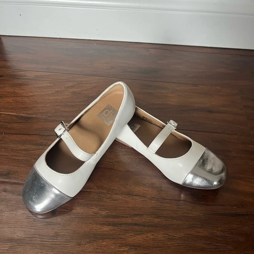 NWOT White and Silver Mary Jane Shoes by DV Dolce Vita-Size 11